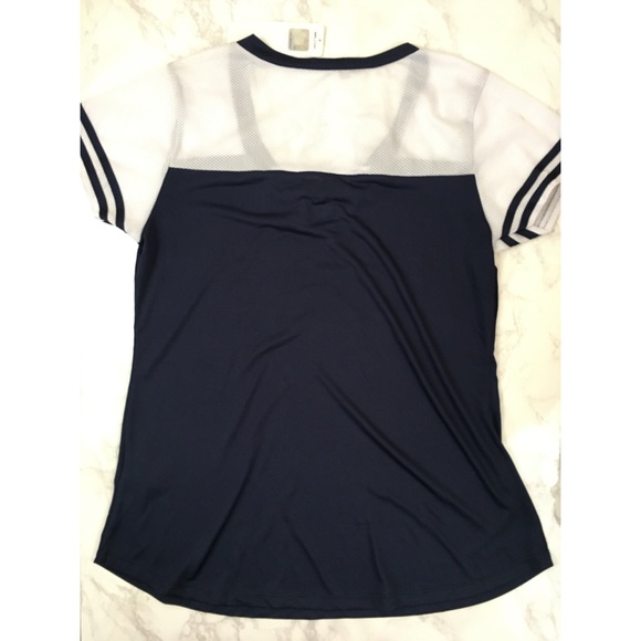 LAST DAY TO PURCHASE! Chargers Tee Size L - Picture 2 of 16